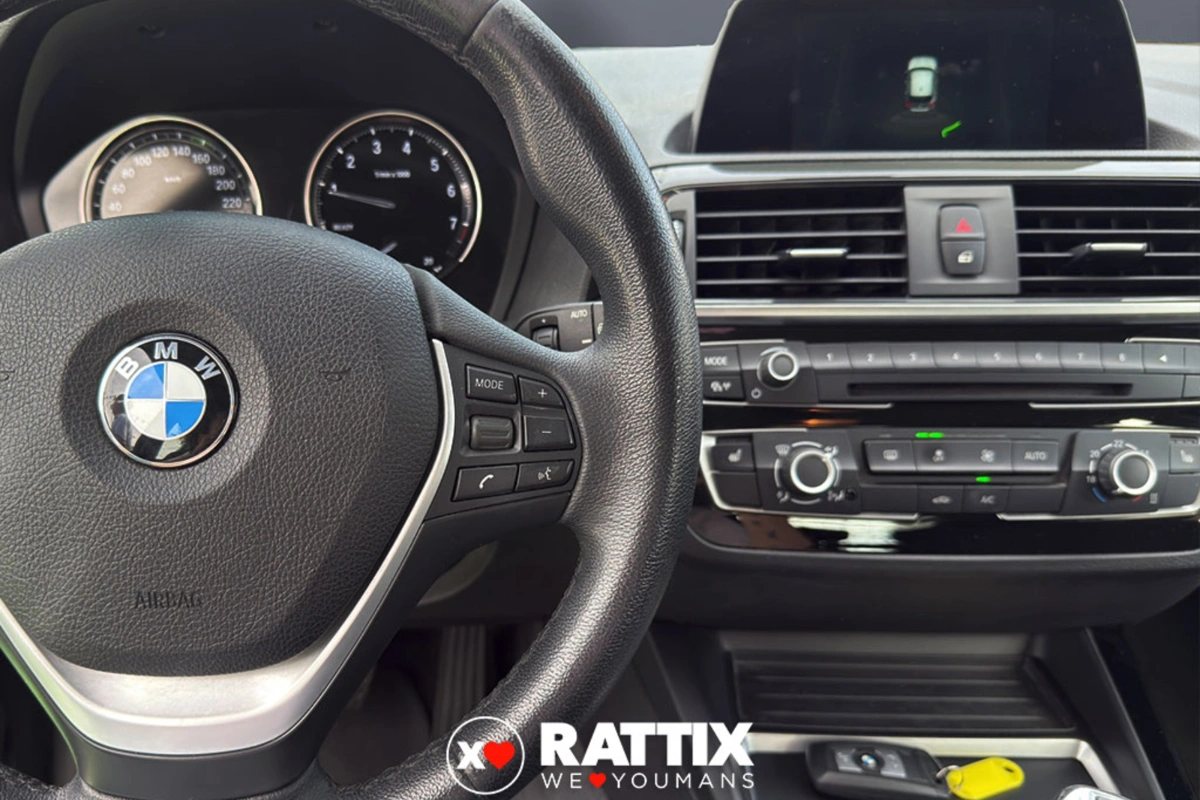 BMW serie 118i 5p auto 118i 5p auto